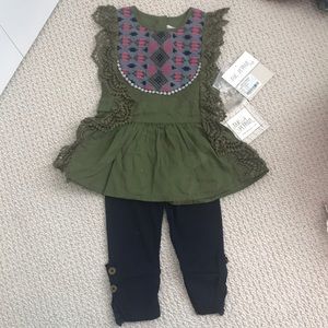 Brand new jak & peppar outfit. Size 2t